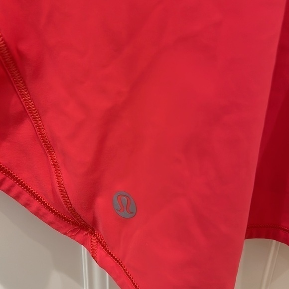 Lululemon Coral Tank top with Mesh Inserts—Pretty & Lightweight—Excellent Cond. - Picture 6 of 6